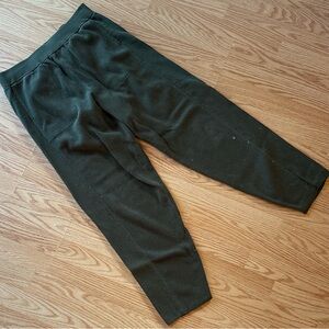 RAPHA Pro Team Transfer Sweatpants in Green Olive, Men's Size Large